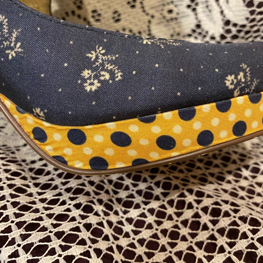 Anthropologie Slingback Heels - Navy Print and Yellow Polka Dot - Picture 2 of 9